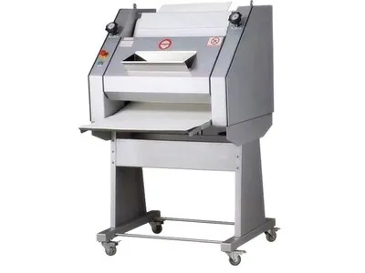 Baguette moulder machine for French bread production
