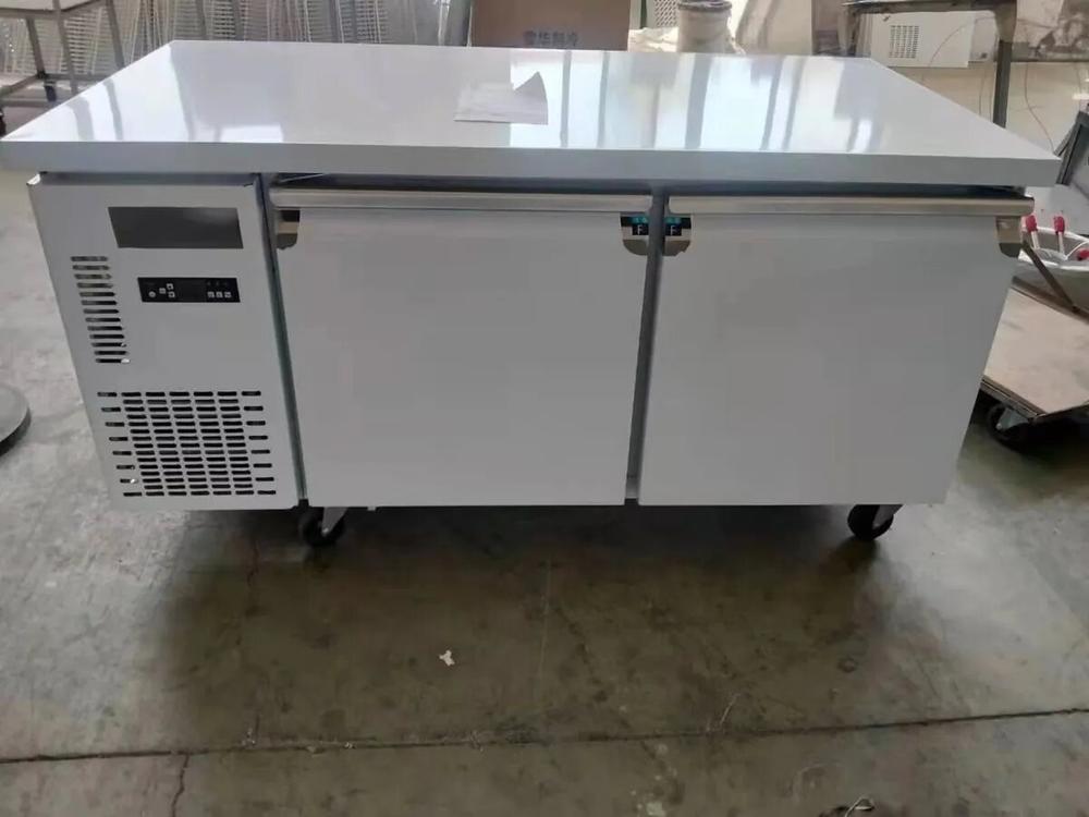 Commercial Refrigerated Worktable Image 2